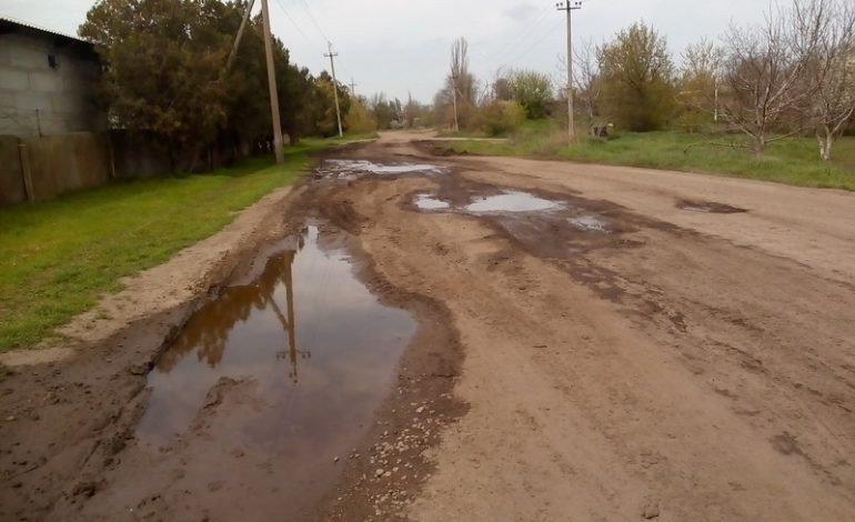В Одесской области подсчитали число разрушенных местных дорог