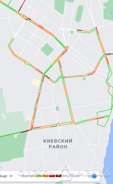 Заранее планируйте маршрут: на одесских дорогах – пробки (карты)
