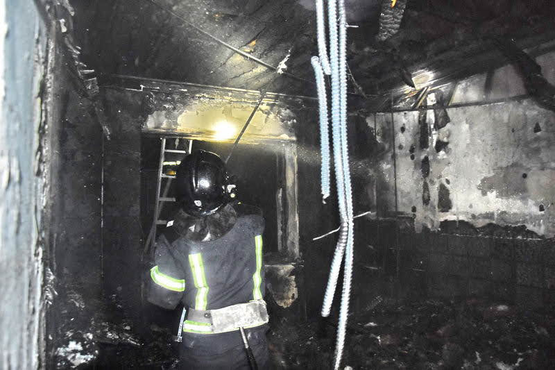 На Дмитрия Донского горел частный дом с дорогим ремонтом