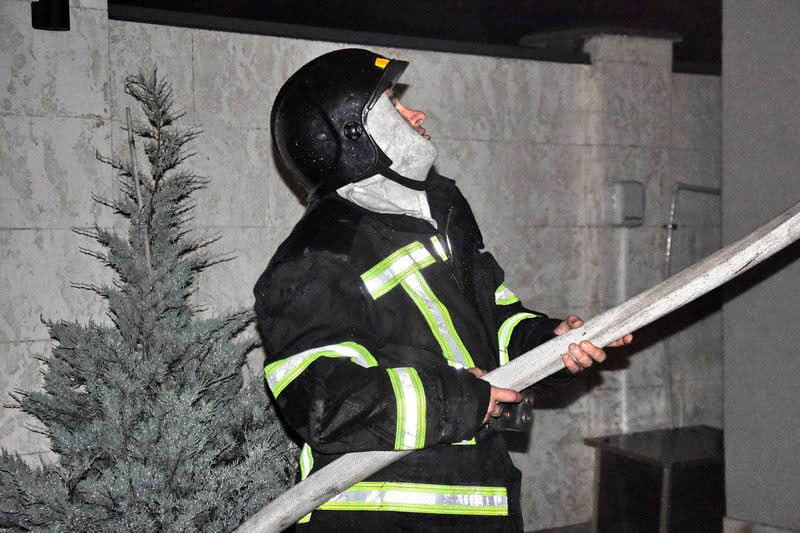 На Дмитрия Донского горел частный дом с дорогим ремонтом