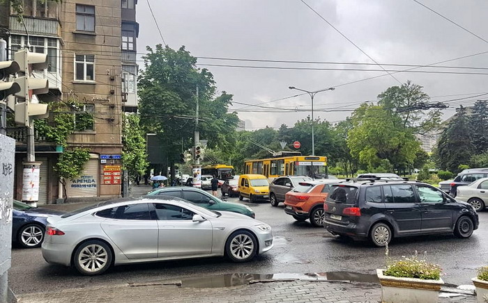 На проспекте Гагарина – транспортный коллапс