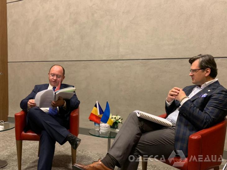 Министры обсудили открытие румынского консульства в Одессе