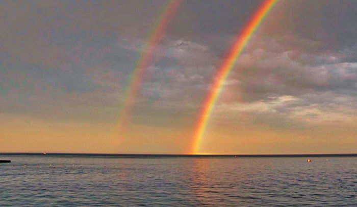 В Одессе наблюдали двойную радугу (фото)