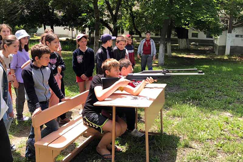 Школьники Болградской громады приняли участие в военно-патриотической игре