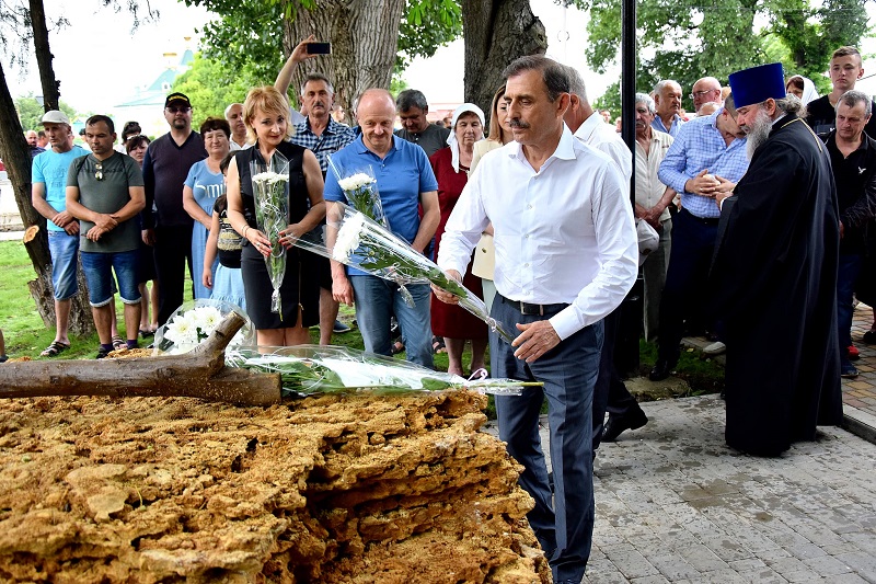 На юге Одесской области открыли монумент первым переселенцам (фото)