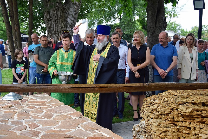 На юге Одесской области открыли монумент первым переселенцам (фото)