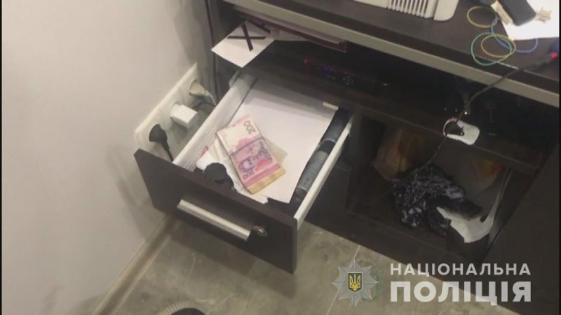В Одесской области по подозрению в вымогательстве крупной суммы денег задержан известный активист (фото, видео)