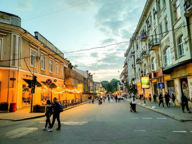 Как выглядит центр Одессы без машин (фото)