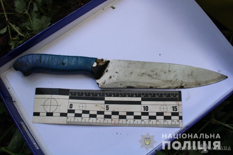 21-летний уроженец Луганской области ударил ножом в грудь одессита