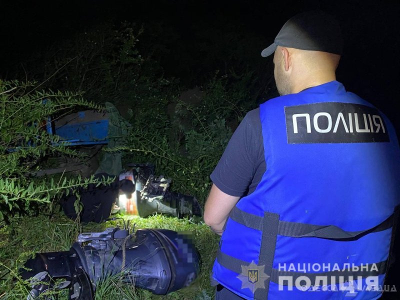 Одесская полиция предупреждает граждан о правилах поведения на воде и побережье (фото)