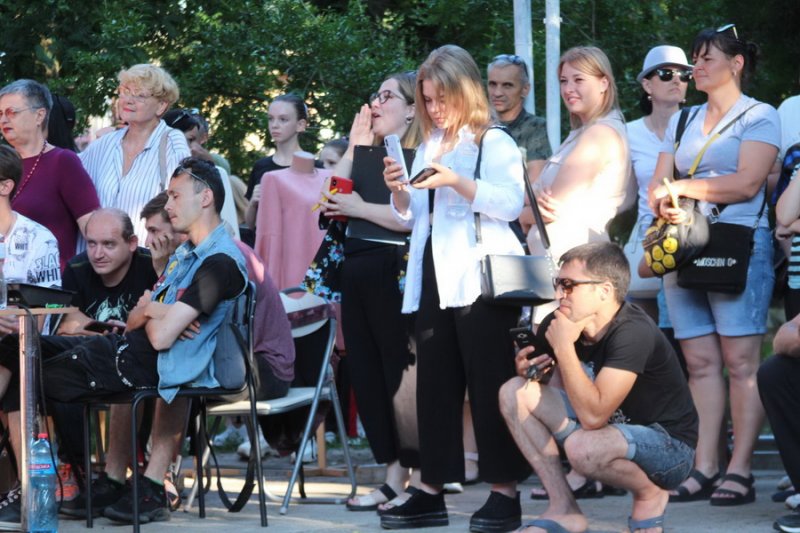 Жители Белгорода-Днестровского побывали на «Жёлтом диване» (фото)