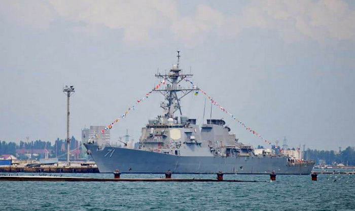 Зеленский посетил эсминец USS Ross и поздравил США с Днем Независимости