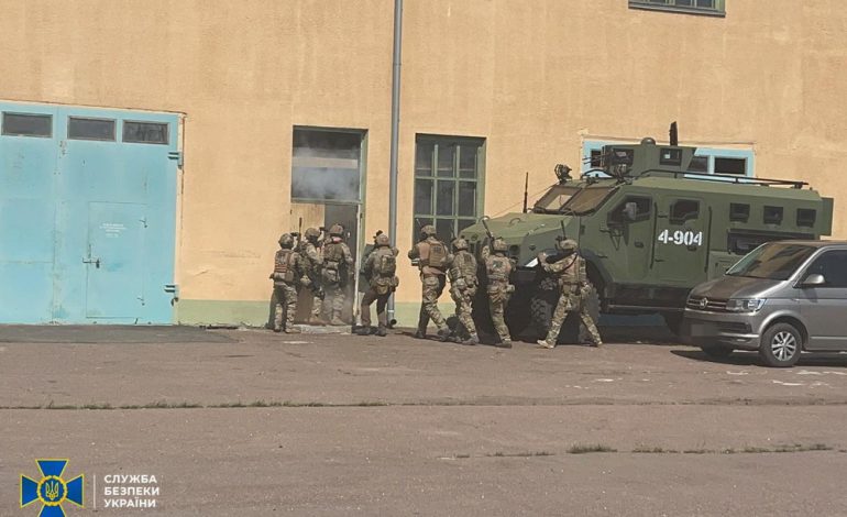 В Измаиле СБУ, пограничники и военные боролись с диверсантами и освобождали заложников (фото)