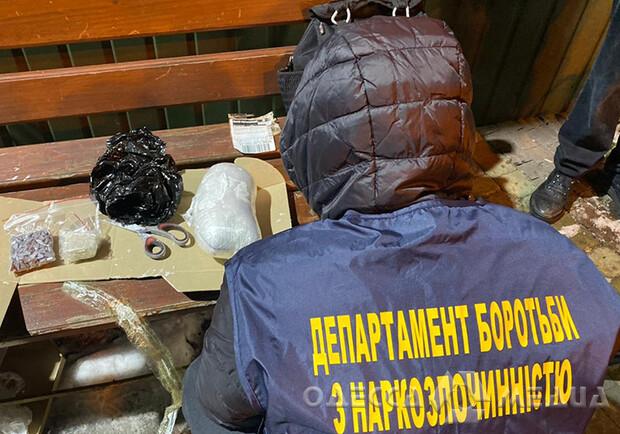 «Улов» правоохранителей в Одесской области: кусты конопли, каннабис и «порошок» (фото)
