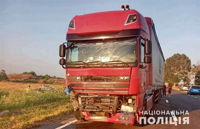 На трассе Одесса-Рени погиб водитель – выехал на встречку и столкнулся с грузовиком