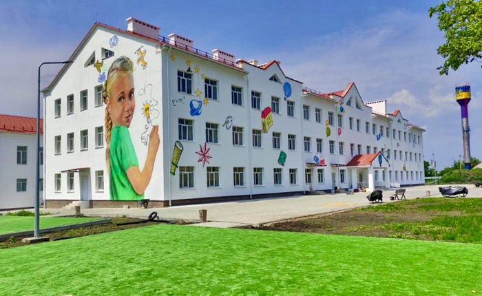 На севере Одесской области заканчивают строить новую школу