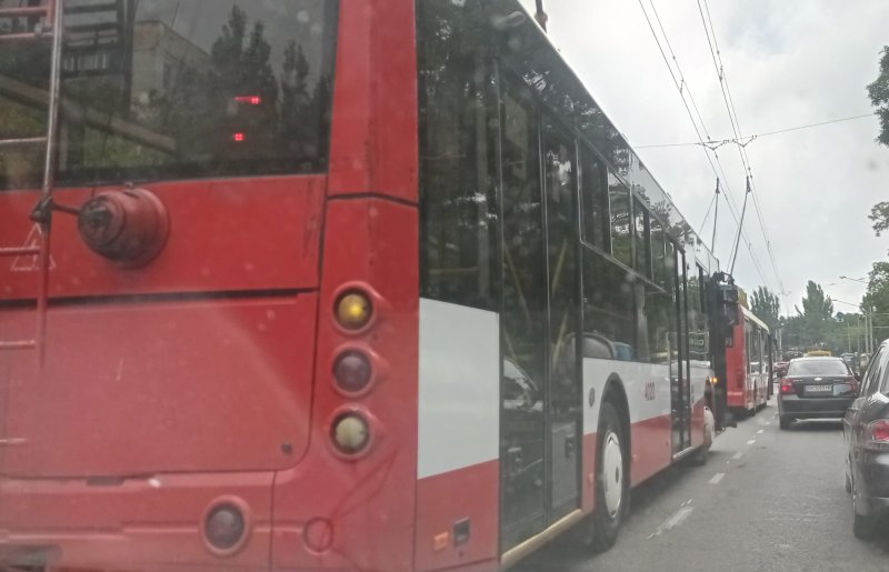 В Одессе остановились трамваи и троллейбусы