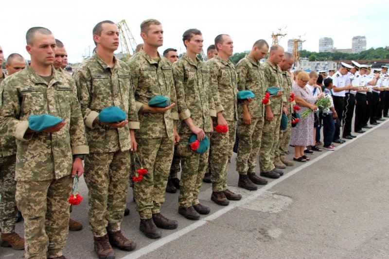 В Одессе установили мемориал погибшим морякам в войне против агрессии РФ