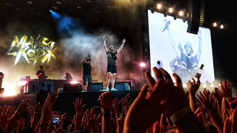 45 тыс. зрителей пришли на концерт Макса Коржа на стадионе “Черноморец” (видео)