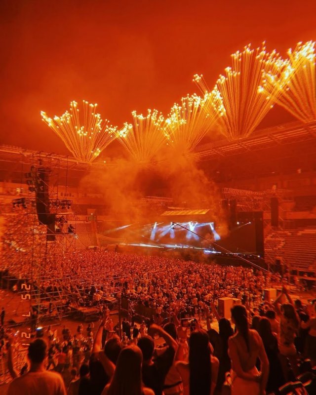 45 тыс. зрителей пришли на концерт Макса Коржа на стадионе “Черноморец” (видео)