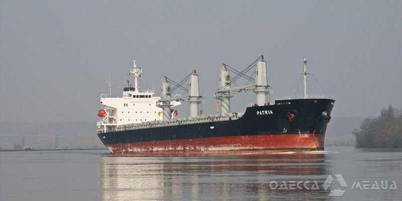 На судне в территориальных водах Египта умер моряк из Одессы