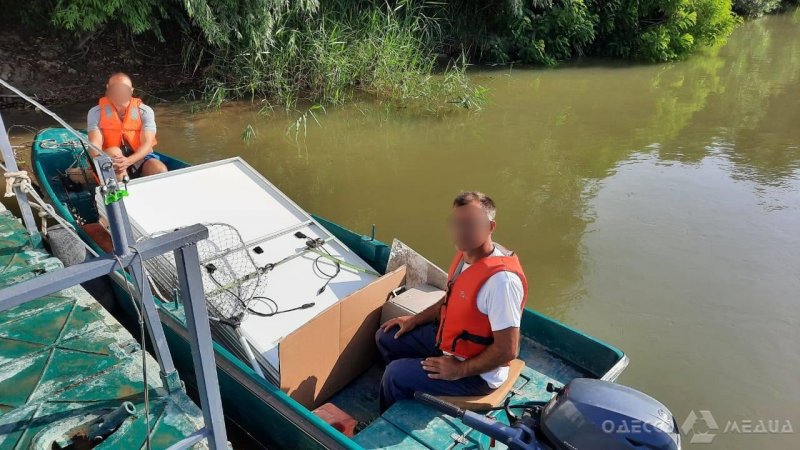 Двое румын на моторной лодке незаконно переплыли государственную границу Украины