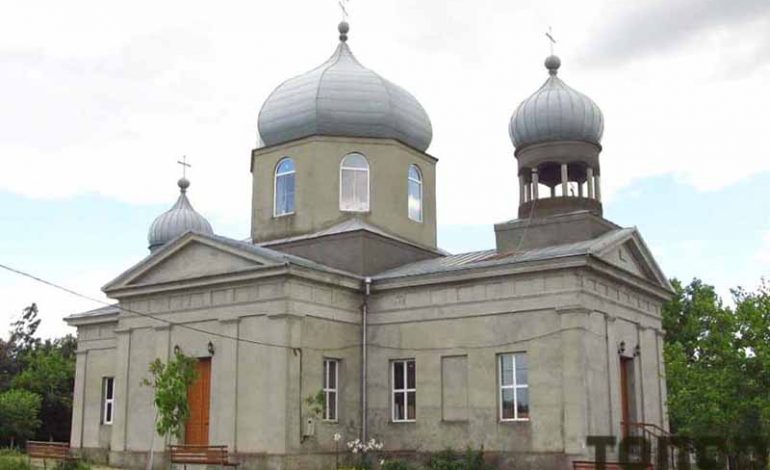В селе Болградского района собирают средства на ремонт церкви