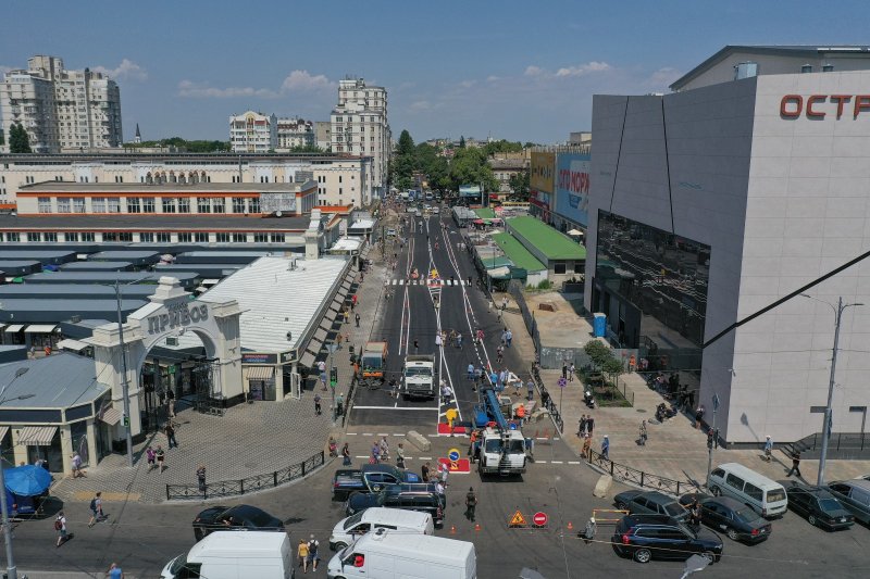 В центре Одессы впервые появился островок безопасности на дороге (фото)