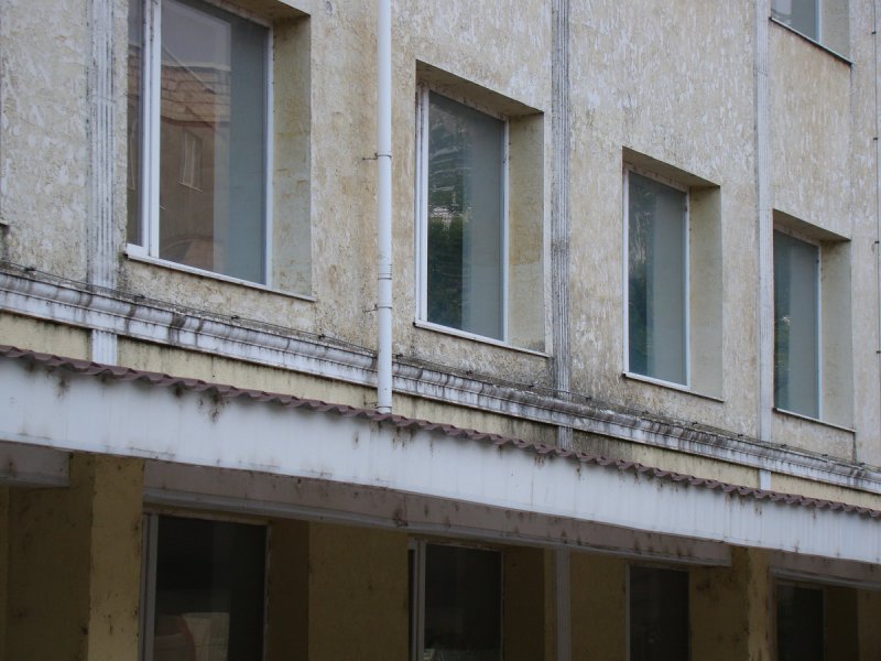 Памятник жадности и глупости: новая недостроенная поликлиника в Рени никому не нужна…