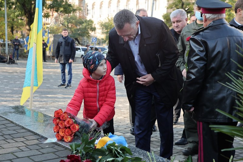 В Одессе почтили память защитников и защитниц Украины (фоторепортаж)