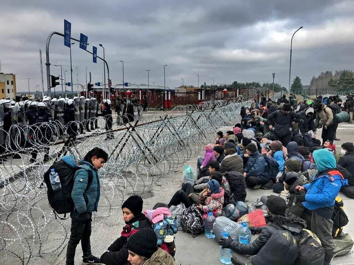 3500 тысячи беженцев из Ирака собрались на КПП из Беларуси в Польшу