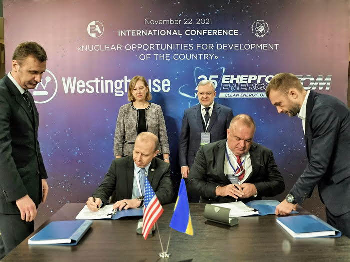 Американская компания Westinghouse поможет Украине построить новые энергоблоки АЭС