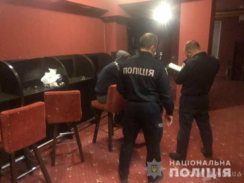 В Одесской области «стражи порядка» прикрыли два подпольных казино (фото)