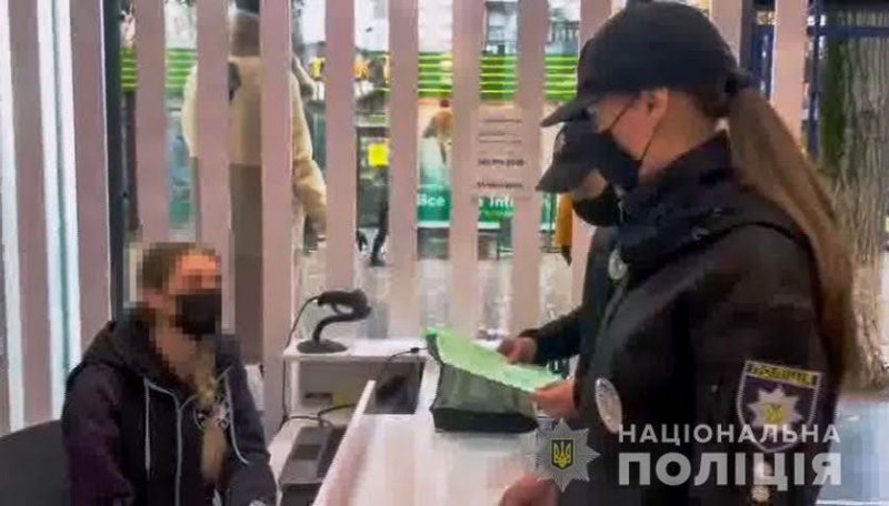В Одессе и области карантинные рейды оштрафовали 542 нарушителя без маски