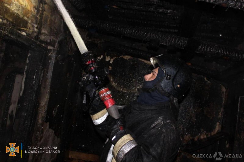 В Одесской области спасатели ликвидировали пожар в жилом доме