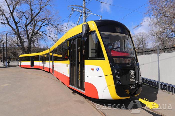 В Одессе выпустили 30-й трамвайный вагон «Одиссей МАХ» (видеокомментарий)
