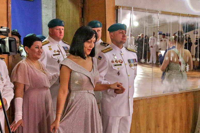 В Одессе состоялся новогодний офицерский бал