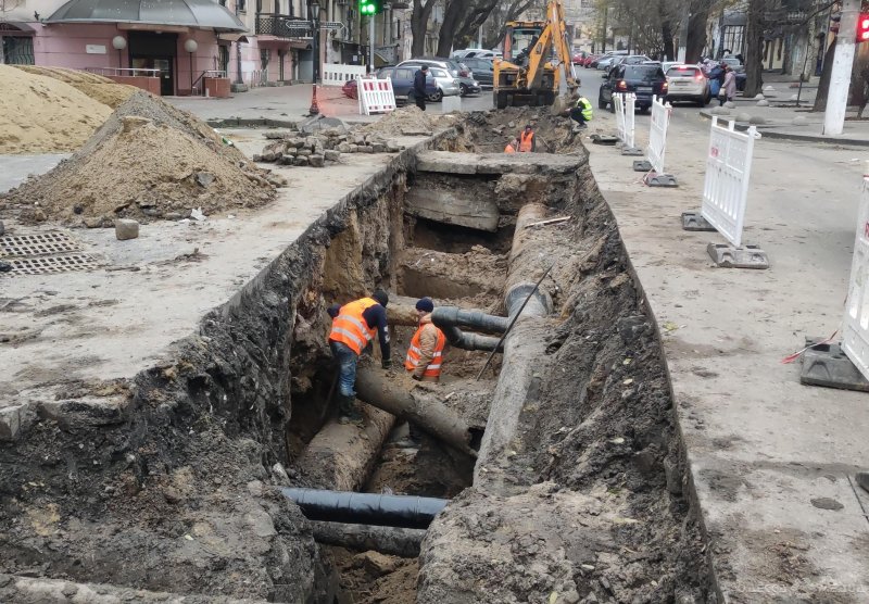 «Инфоксводоканал» обновляет водопровод на улице Осипова: отключение воды в центральной части Одессы 07-08 декабря