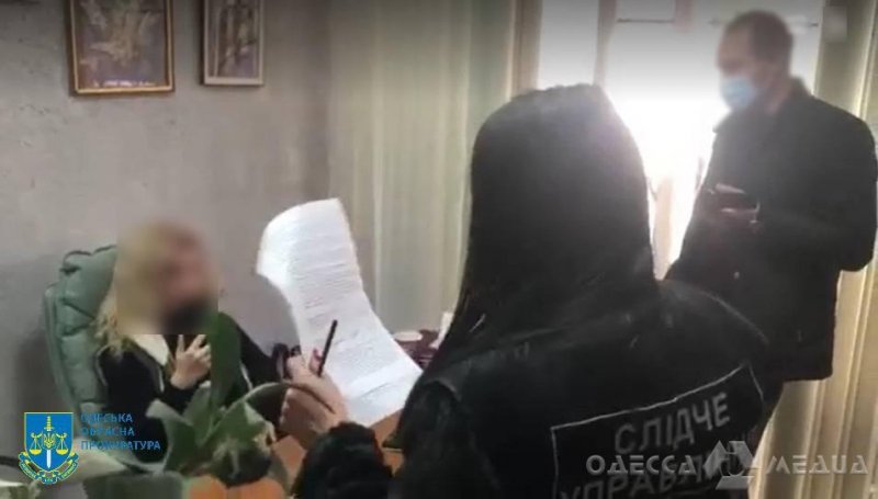 Жительница Одесской области обратилась за помощью к преступникам, а попала в СИЗО (фото)