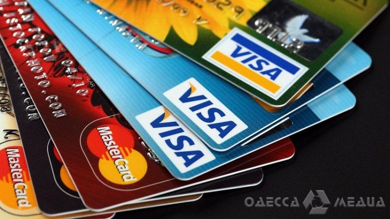 Одесситам могут заблокировать банковские карты: в чем причина