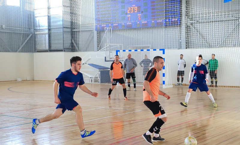 Измаильский Дворец спорта принимает игры чемпионата города по футзалу