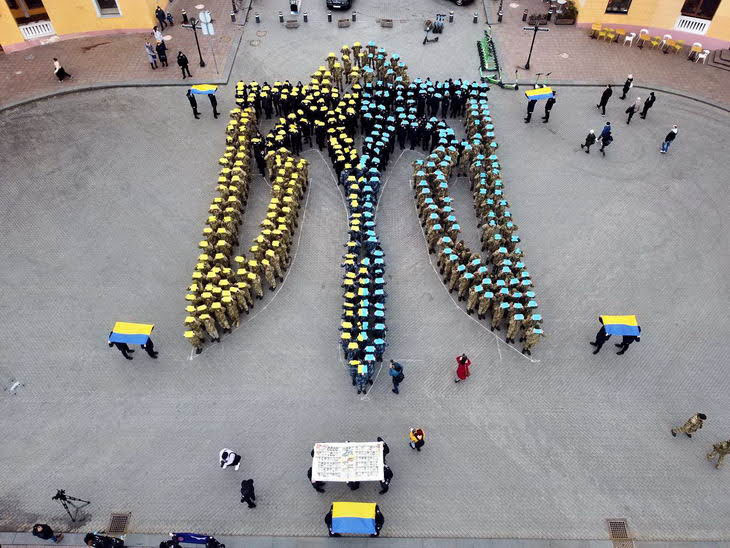 В Одесі відсвяткували 30-річчя герба України