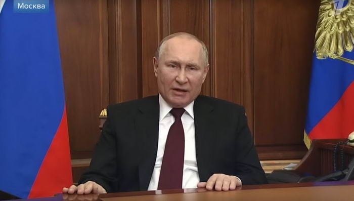 Путин объявил о признании так называемых “ДНР” и “ЛНР”
