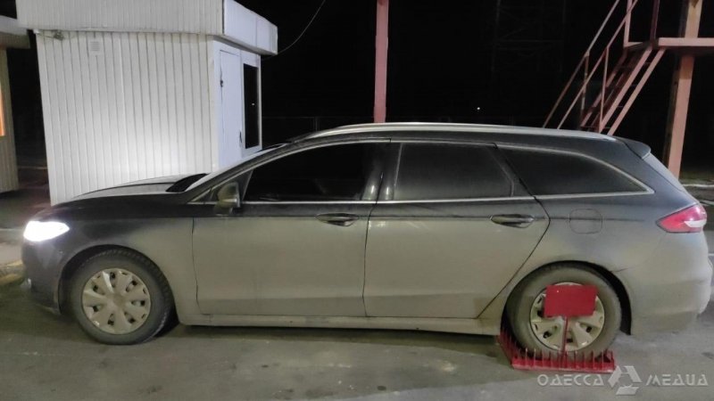 В Одесской области обнаружили автомобиль, угнанный в Германии (фото)