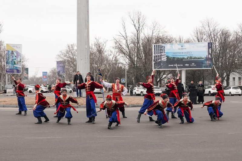 Одесса отметила День единства: торжественные митинги, флешмобы и марши патриотов (фото, видео)