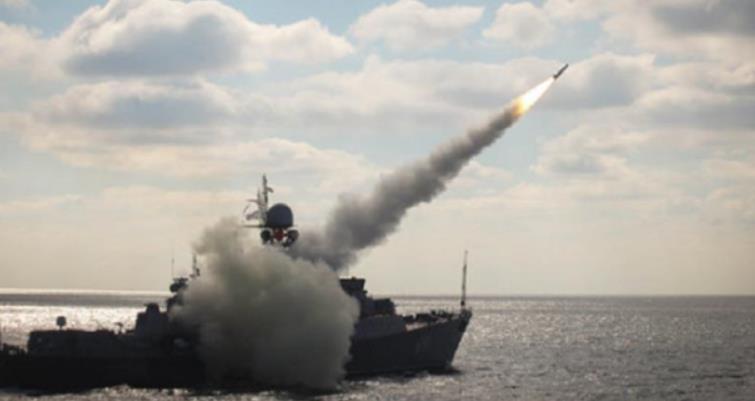 Русский корабль сегодня обстрелял ракетами и артиллерией Одесскую область