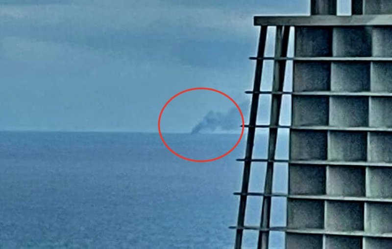 Русский корабль на рейде Одессы задымился и исчез