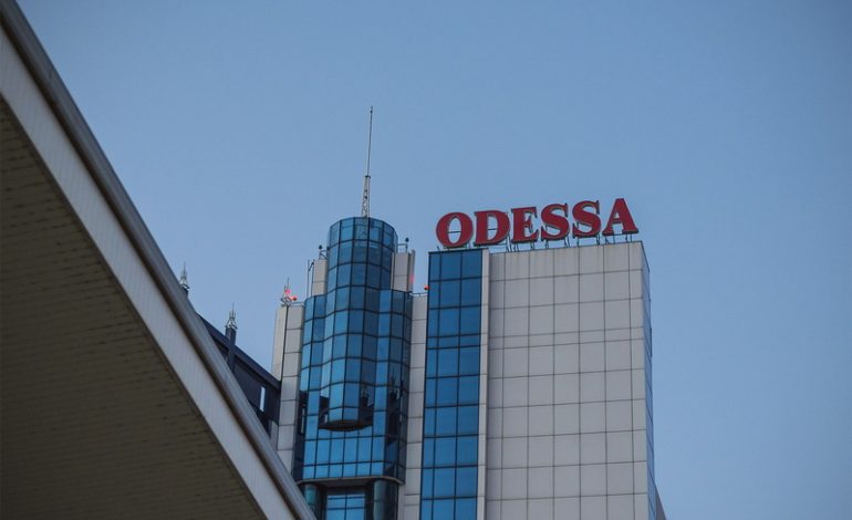 Ряд объектов в Одессе атаковали с воздуха