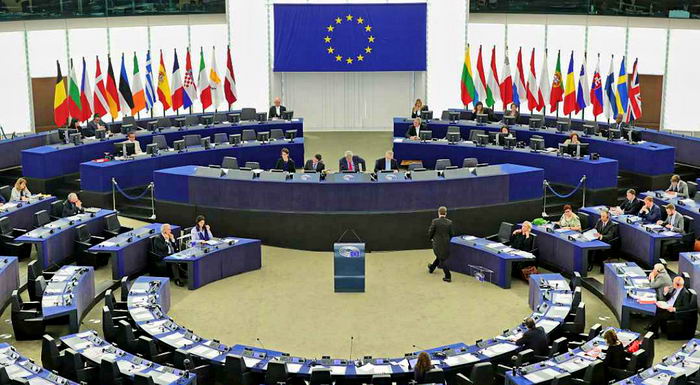 Європейський парламент схвалив повне ембарго на імпорт російських нафти, вугілля, ядерного палива та газу