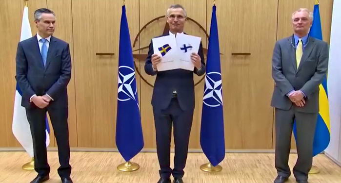 Фінляндія та Швеція подали заявки до НАТО